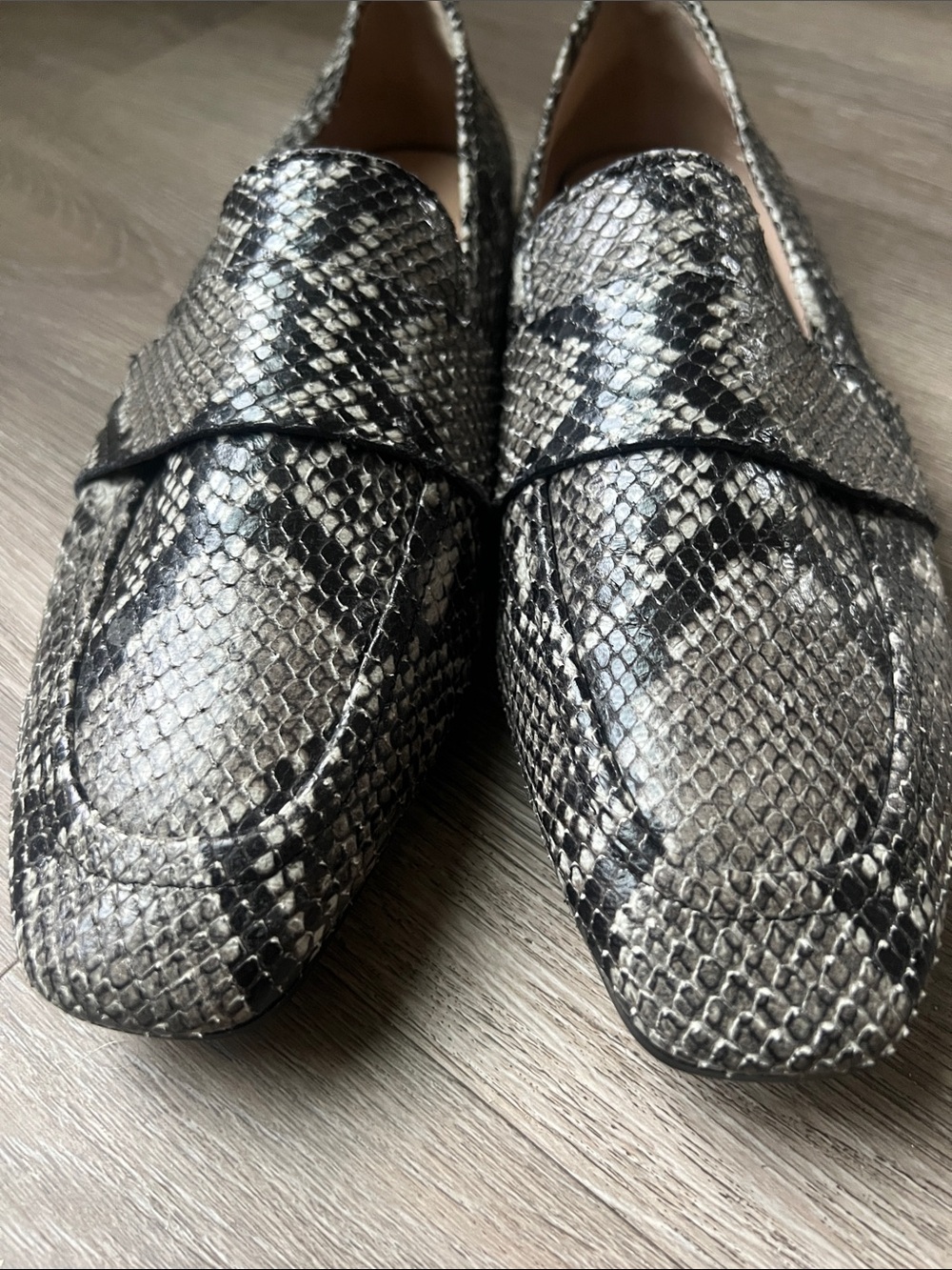 Massimo Dutti Snakeskin Leather Loafers - Picture 7 of 9